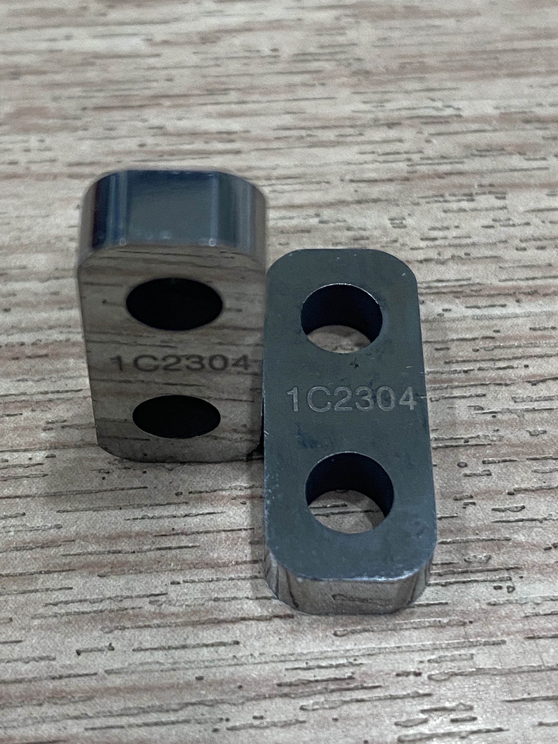 Phụ tùng dùng cho máy cắt dây EDM Makino-2